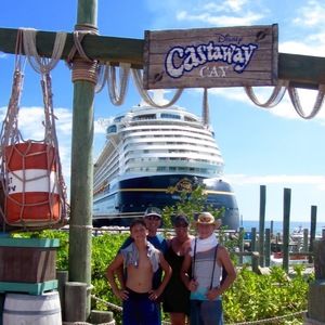 Meet your Posher, Glae